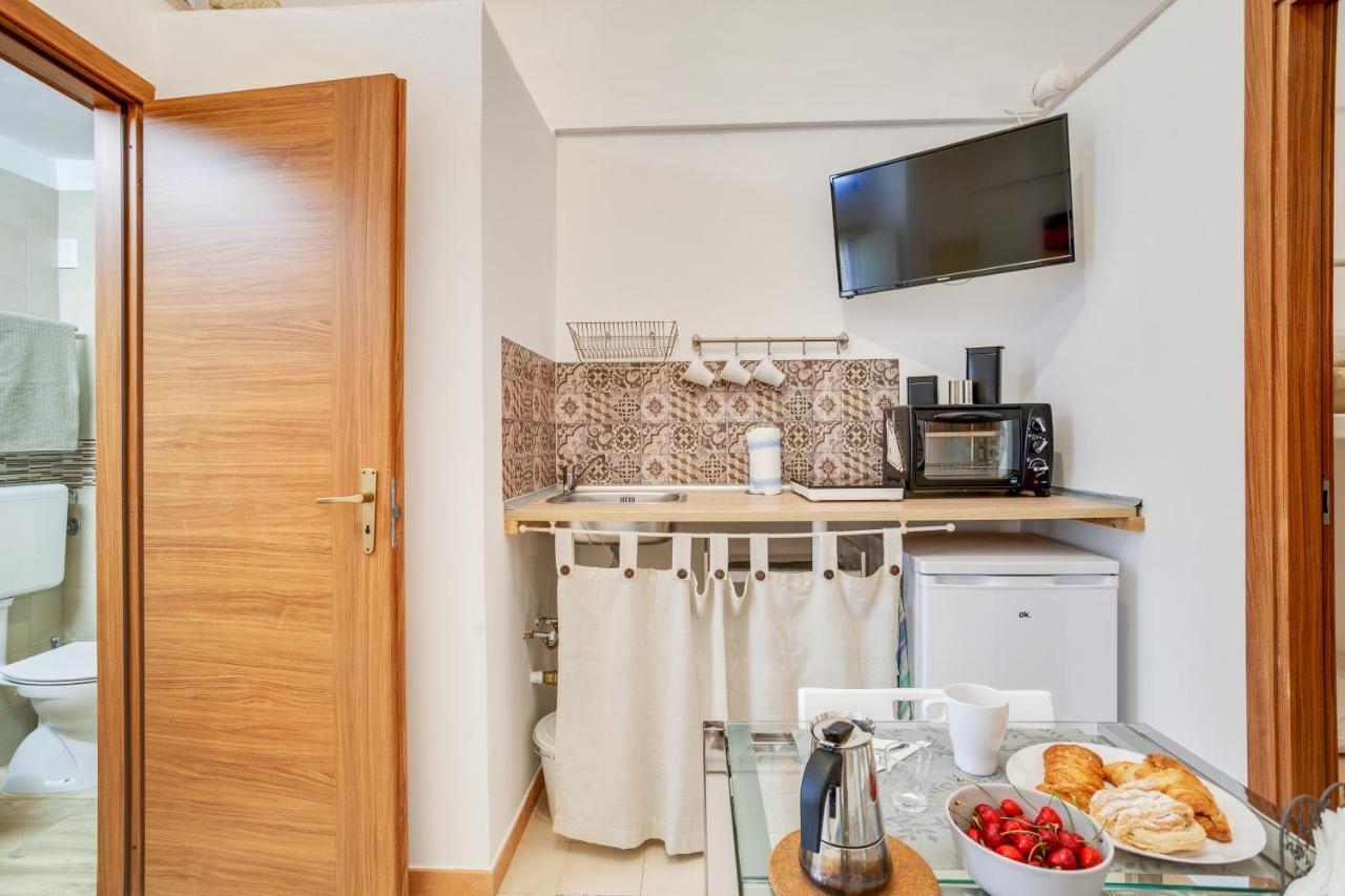 Apartmán Tiny House 21 Bright Aparment Polignano a Mare Exteriér fotografie